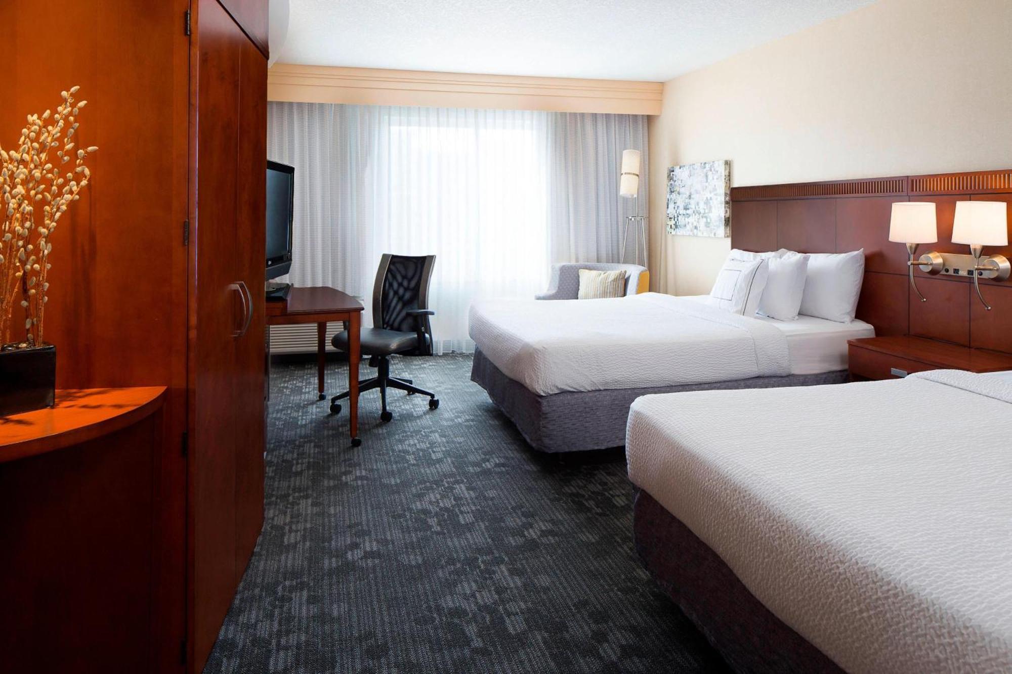 Courtyard Des Moines Ankeny Otel Dış mekan fotoğraf