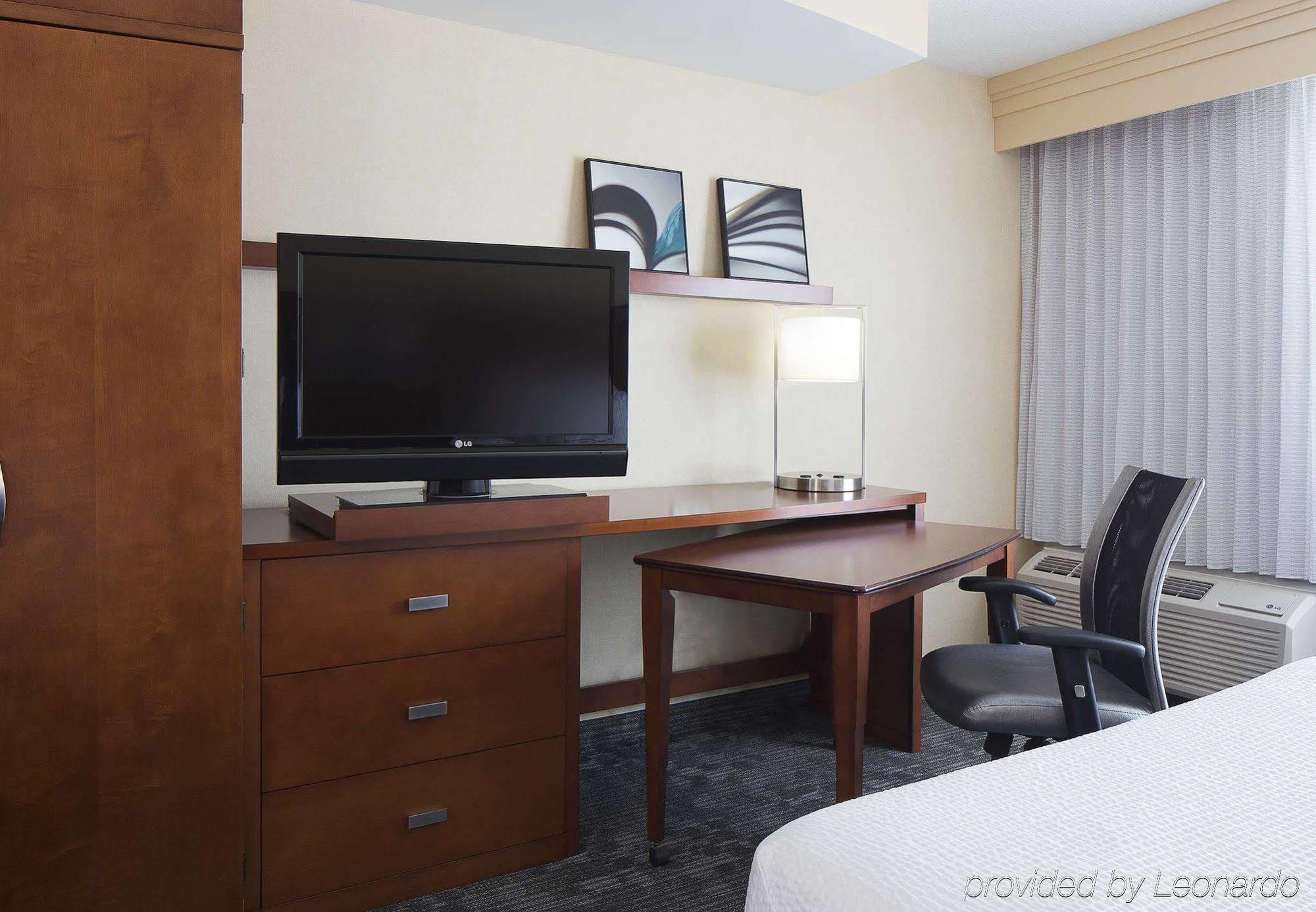 Courtyard Des Moines Ankeny Otel Dış mekan fotoğraf